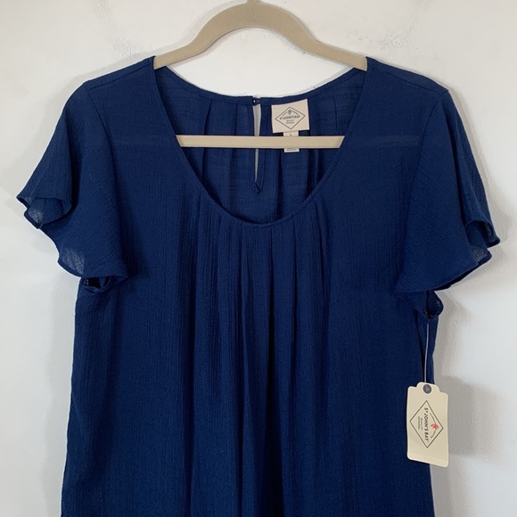 St. John’s Bay NWT Hi-Low Hemline Floral Embroidery Womens Size L Pleated Blouse - Picture 2 of 15